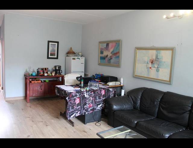 2 BEDROOM APARTMENT FOR SALE IN EDENVALE CENTRAL